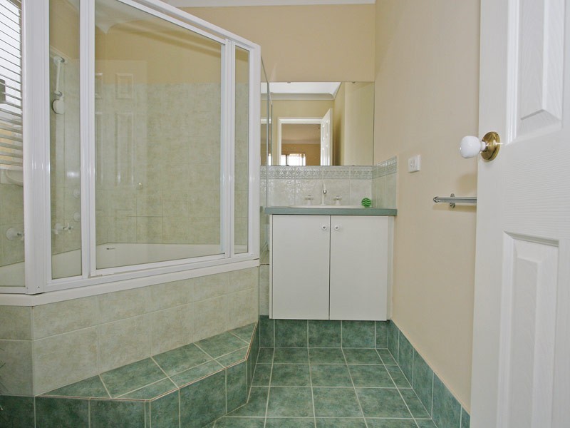 8 Sanderstead Loop, Butler WA 6036