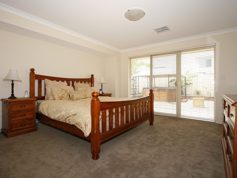 3 Admiralty Road, Jindalee WA 6036