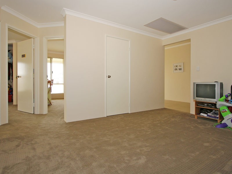 3 Admiralty Road, Jindalee WA 6036