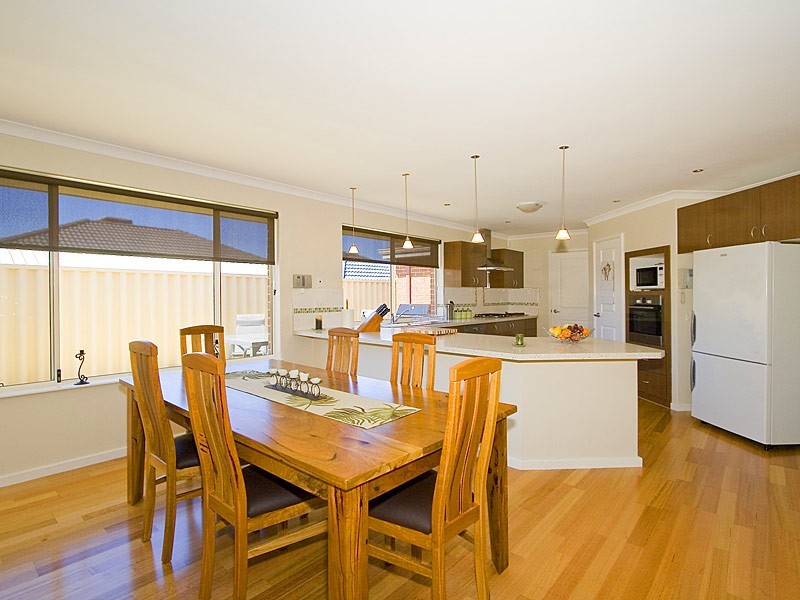 17 Covington Promenade, Butler WA 6036