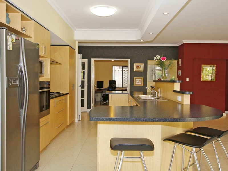 8 Baddesley Street, Butler WA 6036