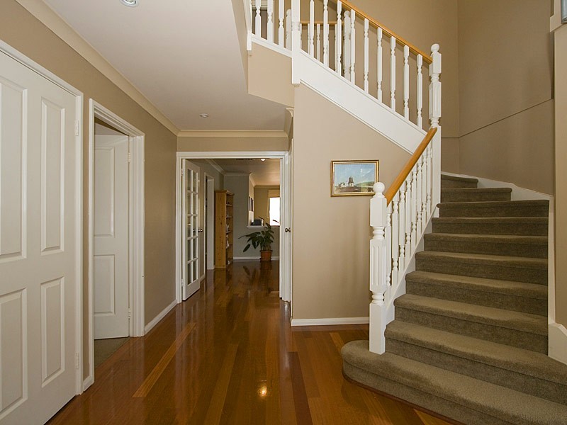 2 Thimble Court, Ocean Reef WA 6027