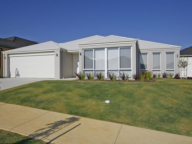 41 Elmhurst Drive, Clarkson WA 6030