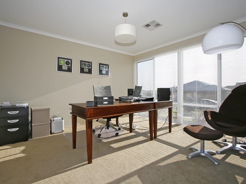 41 Elmhurst Drive, Clarkson WA 6030