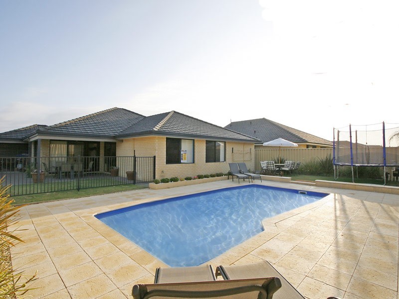 39 Bodorgan Avenue, Butler WA 6036