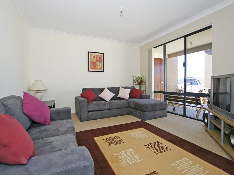 39 Bodorgan Avenue, Butler WA 6036