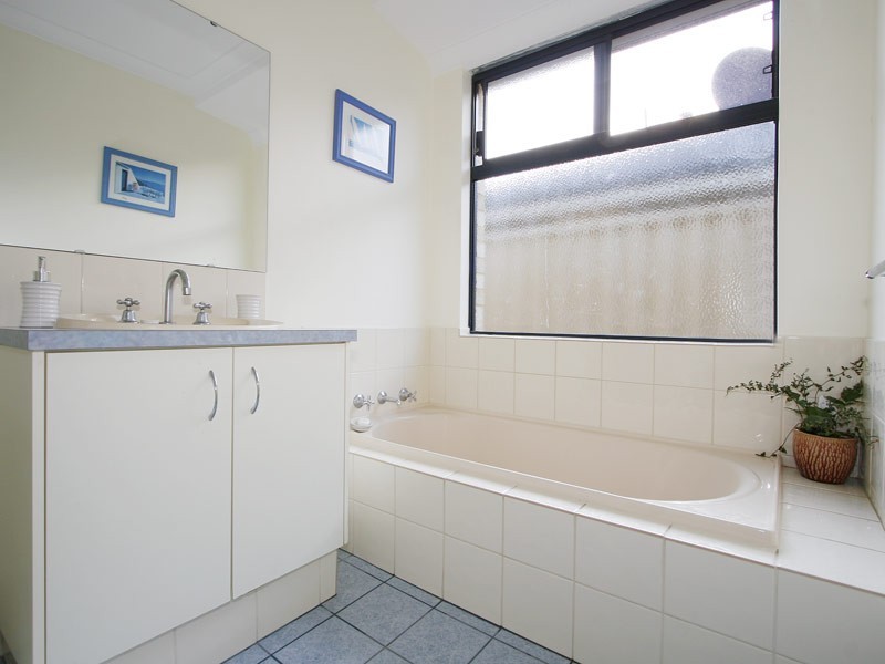 39 Bodorgan Avenue, Butler WA 6036