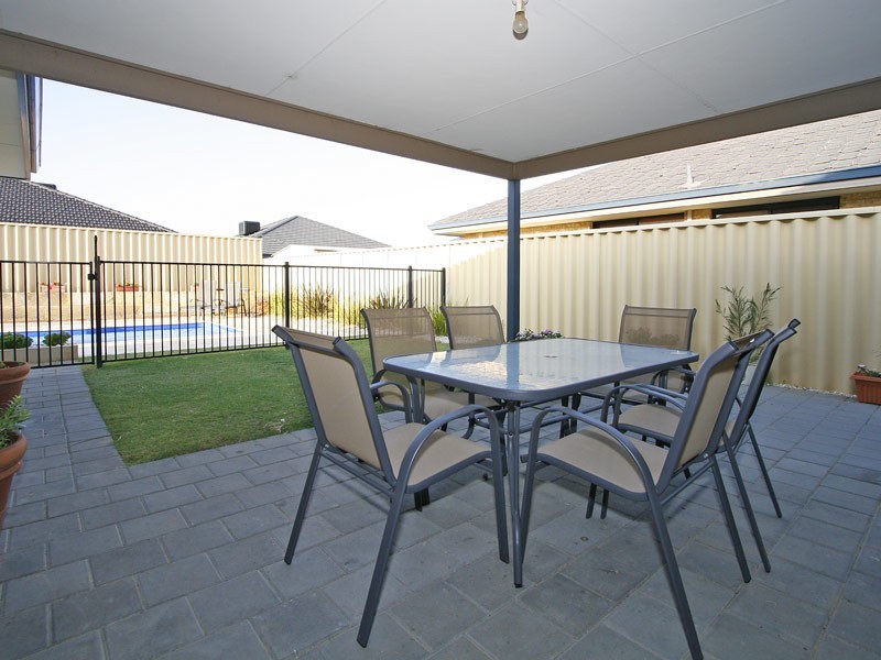 39 Bodorgan Avenue, Butler WA 6036