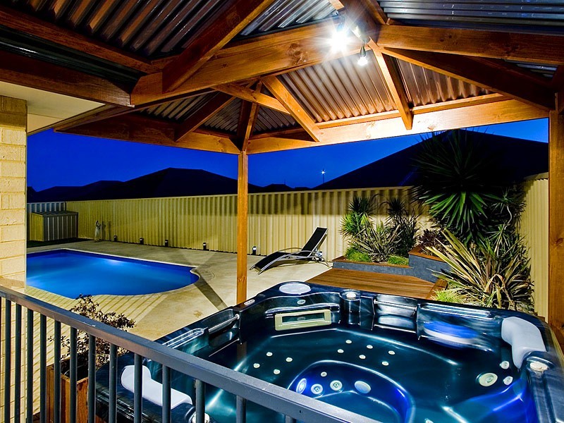 4 Goodwick Street, Butler WA 6036