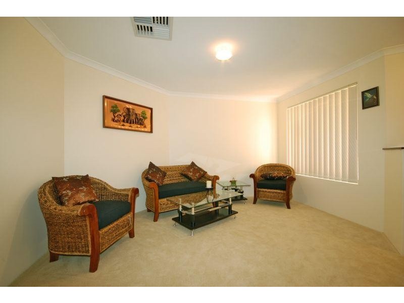 11 Barmouth Loop, Butler WA 6036