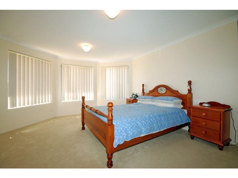 11 Barmouth Loop, Butler WA 6036