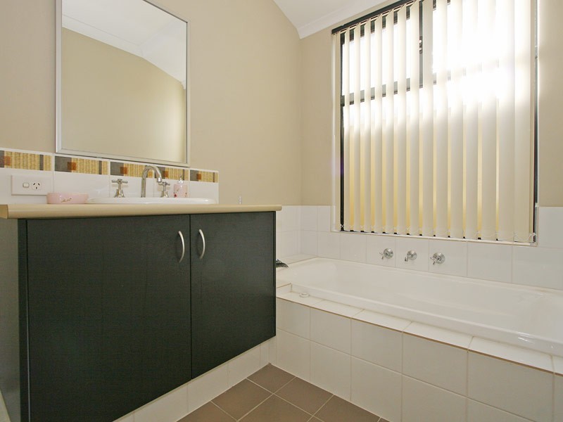 27 Salterforth Road, Butler WA 6036