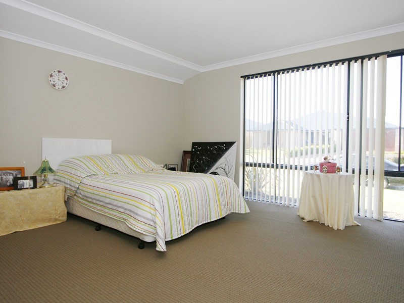 27 Salterforth Road, Butler WA 6036