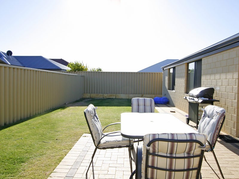 27 Salterforth Road, Butler WA 6036