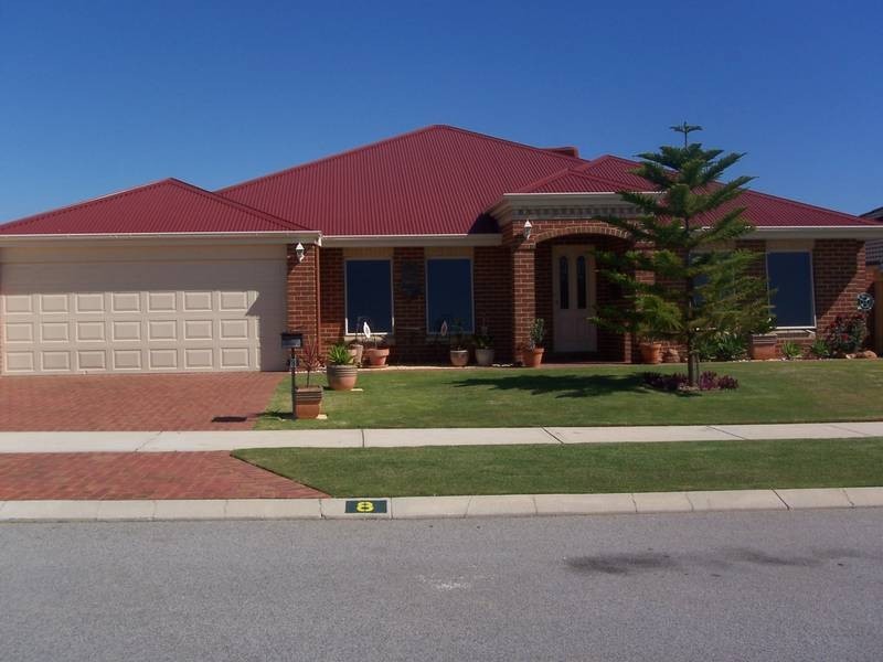 8 Silverton Avenue, Butler WA 6036