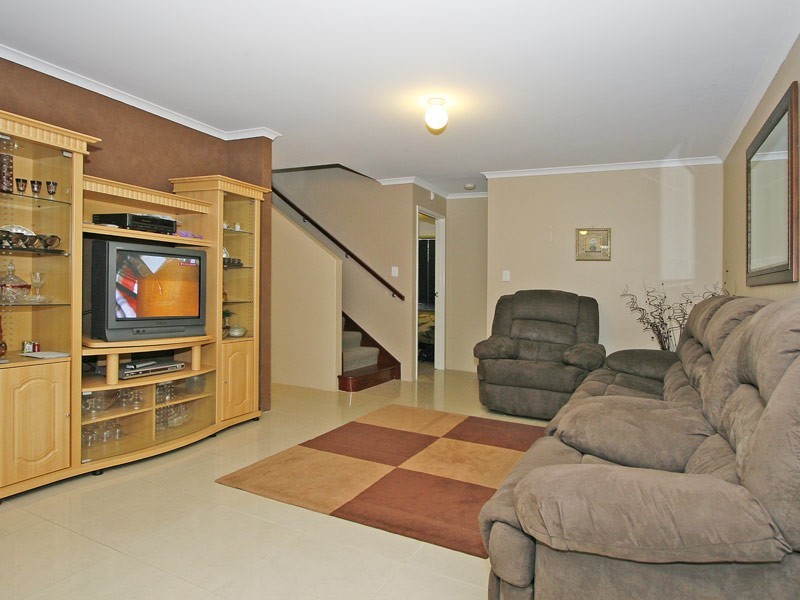 14 Kilgetty Gate, Butler WA 6036