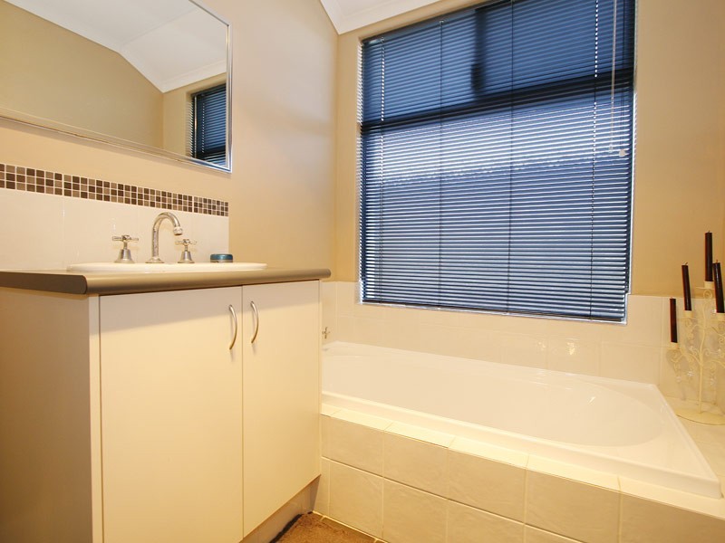 14 Kilgetty Gate, Butler WA 6036