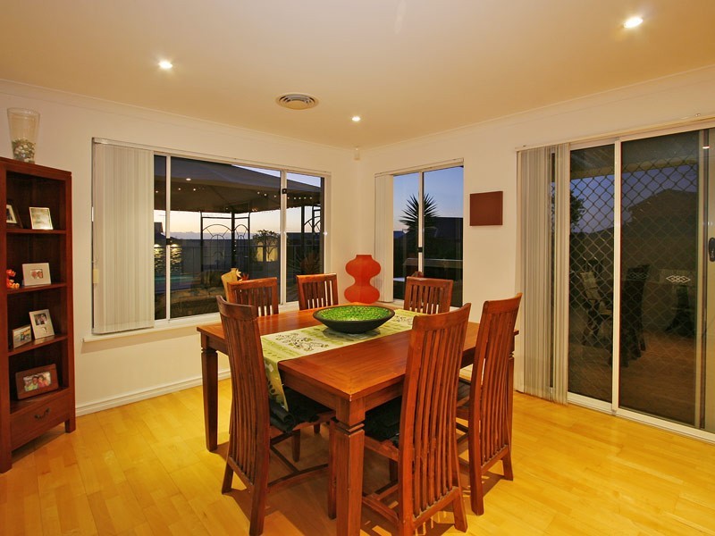 55 Dartmouth Circle, Quinns Rocks WA 6030