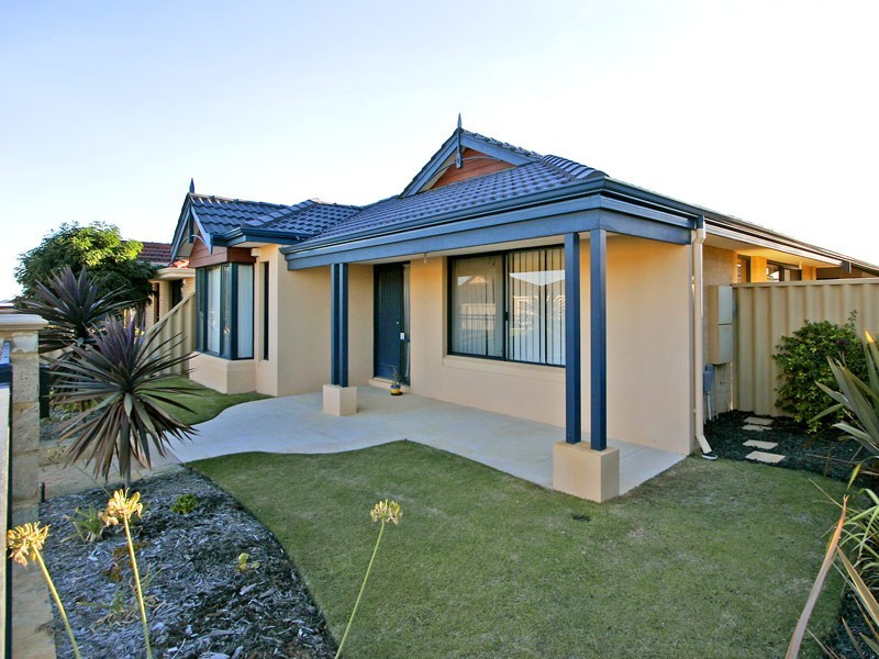 17 Prenton Street, Butler WA 6036