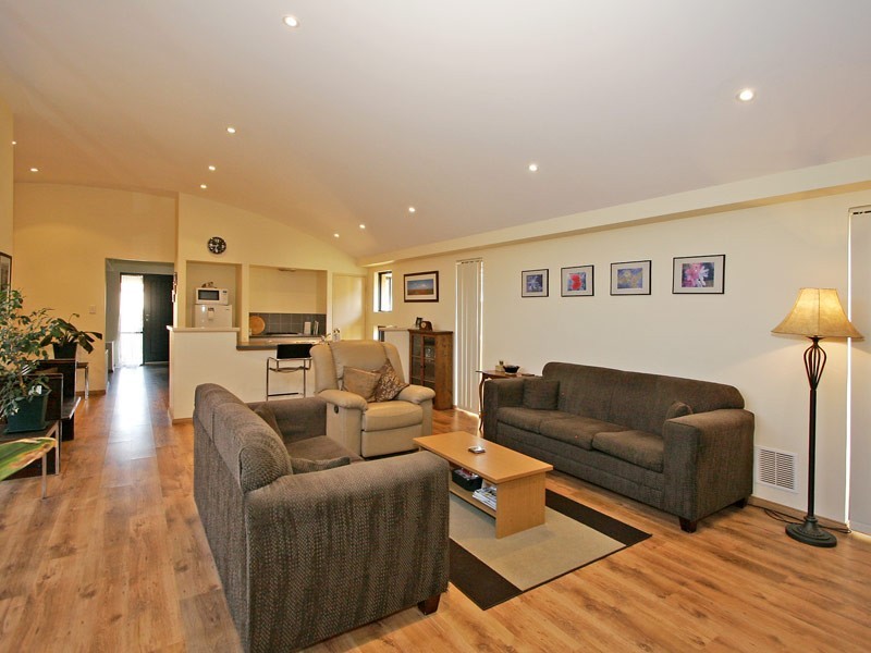 17 Prenton Street, Butler WA 6036