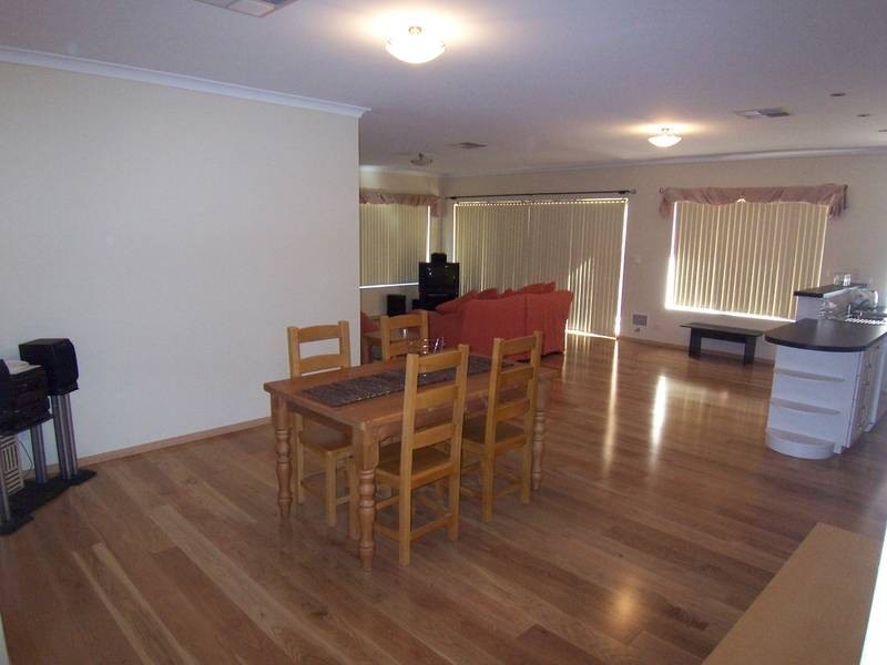 9 Carlisle Approach, Butler WA 6036