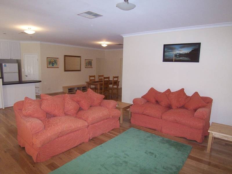 9 Carlisle Approach, Butler WA 6036