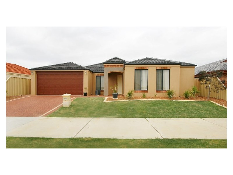 16 Thurleigh Approach, Butler WA 6036