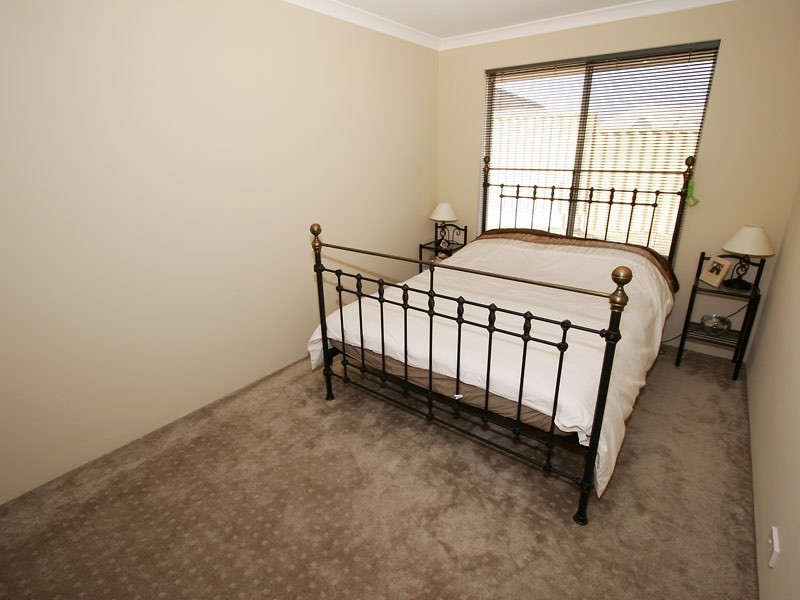 69 Shepperton Drive, Butler WA 6036