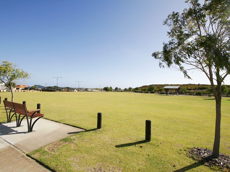 69 Shepperton Drive, Butler WA 6036
