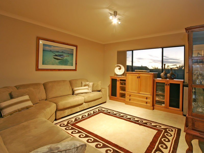 9 Arthog Street, Butler WA 6036