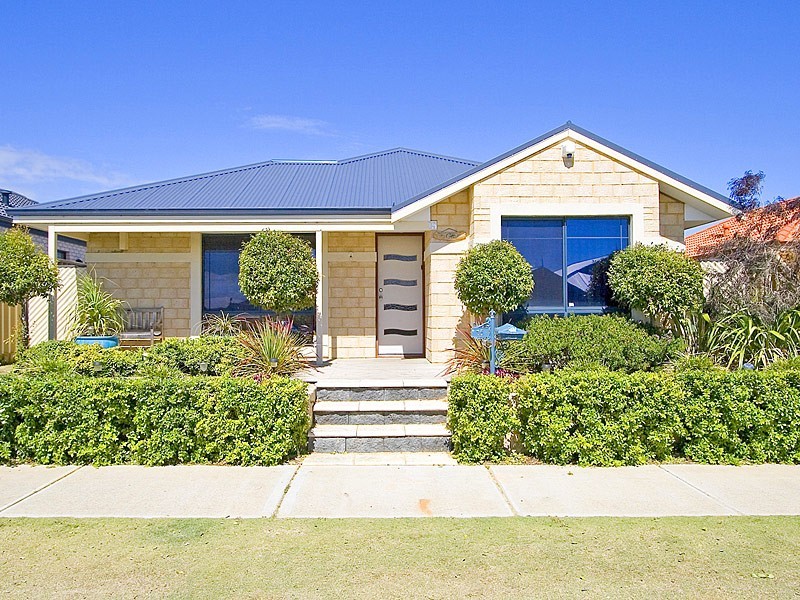 15 Brailsford Way, Butler WA 6036