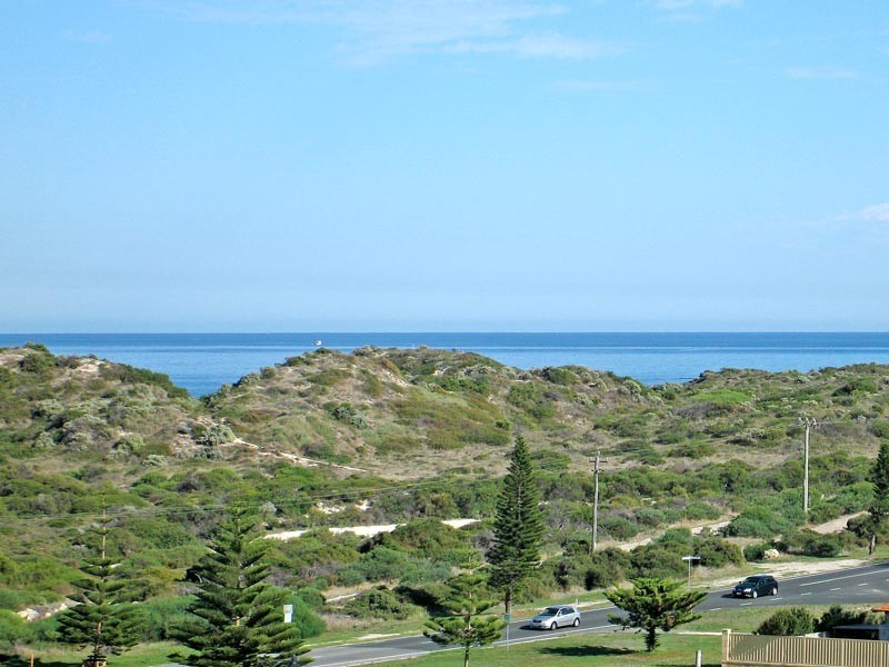 15 Montebello Boulevard, Two Rocks WA 6037
