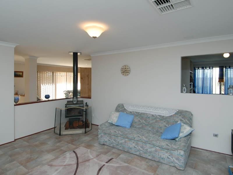 18 Wadhurst Road, Butler WA 6036