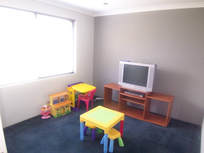 2 Builth Way, Butler WA 6036