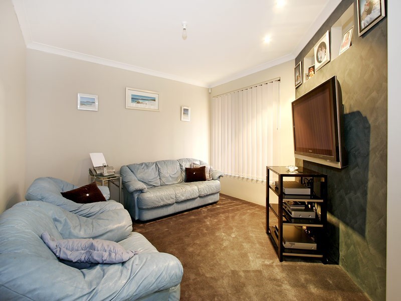 14 Beachwood Crescent, Butler WA 6036