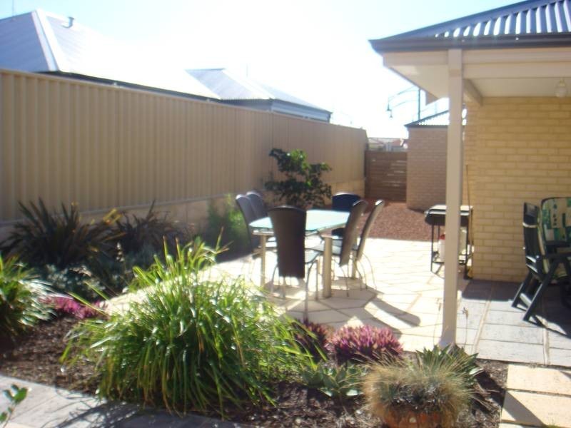 93 Ridgewood Blvd, Ridgewood WA 6030