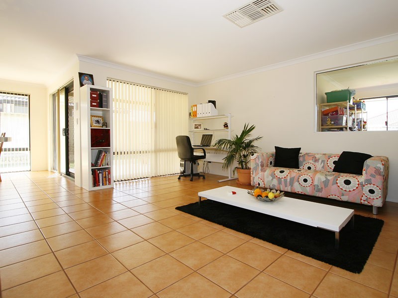 16 Dunsfold Street, Butler WA 6036