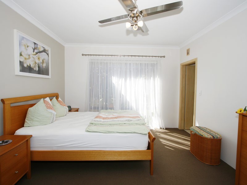 18 Dumaresq Loop, Quinns Rocks WA 6030