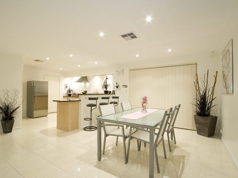 12 Shepperton Drive, Butler WA 6036