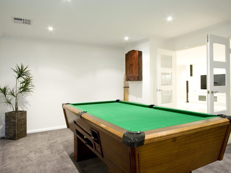 12 Shepperton Drive, Butler WA 6036