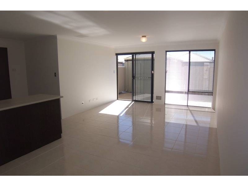 41 Navarre Way, Butler WA 6036