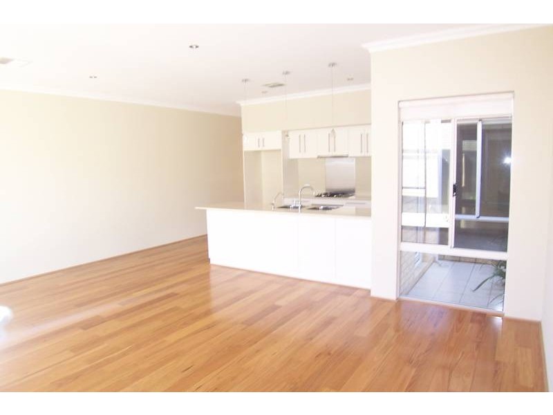 8A Marchwood Blvd, Butler WA 6036