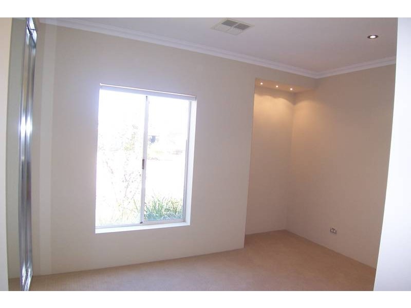 8A Marchwood Blvd, Butler WA 6036