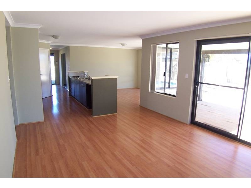 11 Wiltshire Entrance, Butler WA 6036