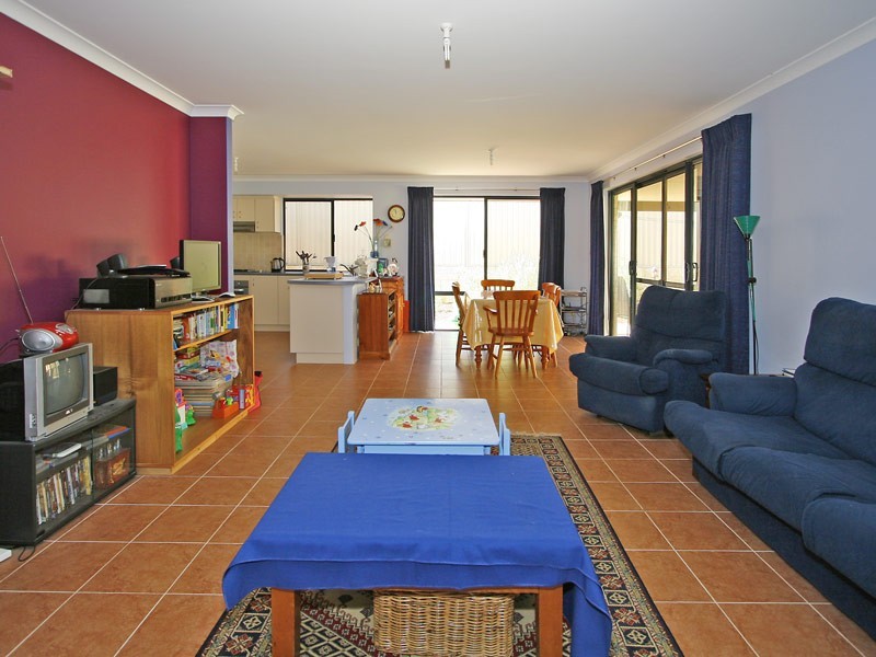 28 Salterforth Road, Butler WA 6036