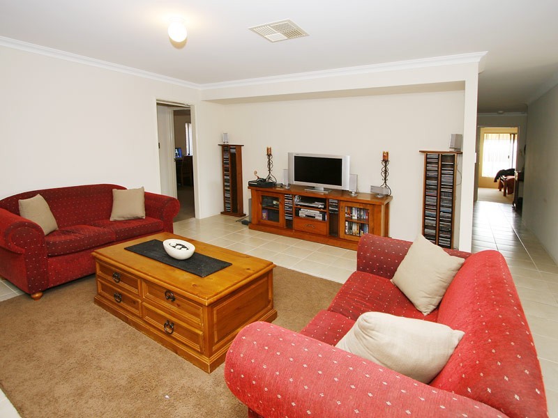 58 Worcester Loop, Butler WA 6036