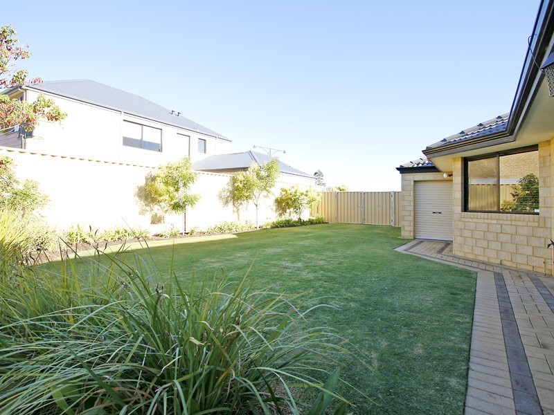 74 Camborne Parkway, Butler WA 6036