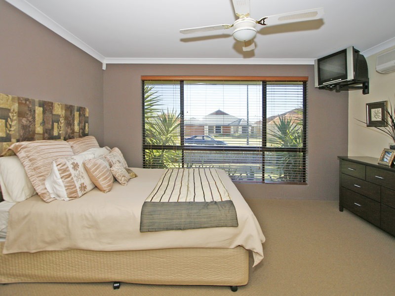 74 Camborne Parkway, Butler WA 6036