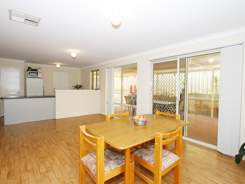 18 Clitheroe Way, Butler WA 6036