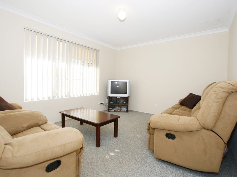 18 Clitheroe Way, Butler WA 6036